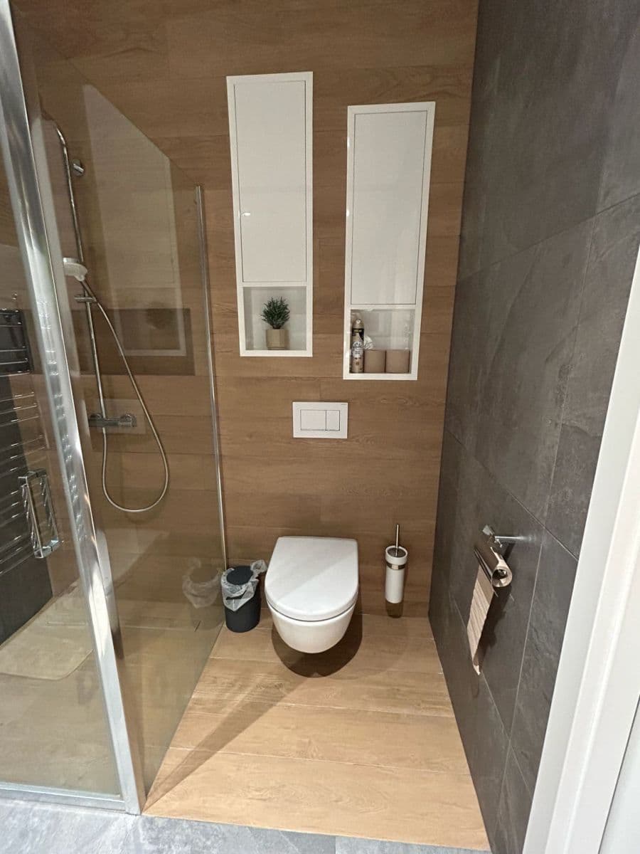 Pronájem kanceláře 20 m², Údolí, Sulice, Středočeský kraj Pronájem kanceláře 20 m², Údolí, Sulice, Středočeský kraj