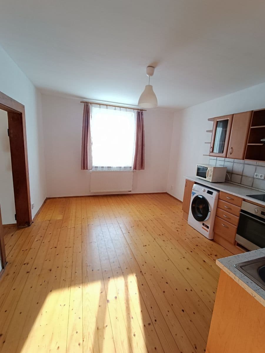 Pronájem domu 65 m², pozemek 80 m², Fr. Kouby, Kladno, Středočeský kraj Pronájem domu 65 m², pozemek 80 m², Fr. Kouby, Kladno, Středočeský kraj