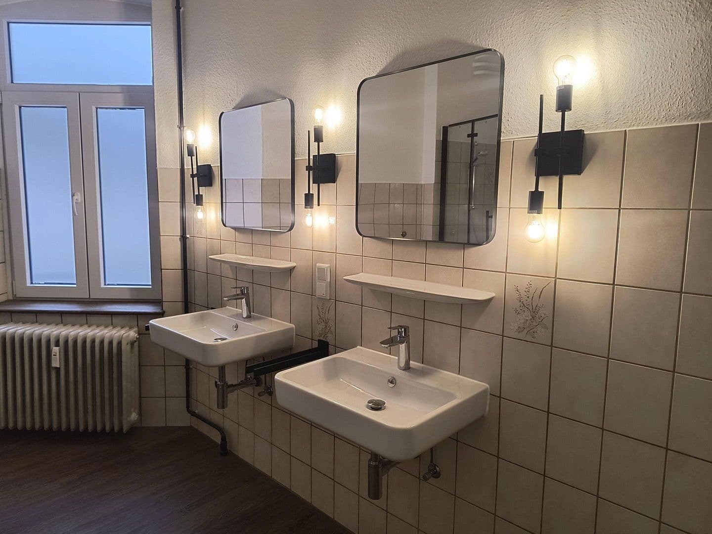 Pronájem bytu 4+1 110 m², Rathausmarkt 1a, Šlesvik, Šlesvicko-Holštýnsko Pronájem bytu 4+1 110 m², Rathausmarkt 1a, Šlesvik, Šlesvicko-Holštýnsko