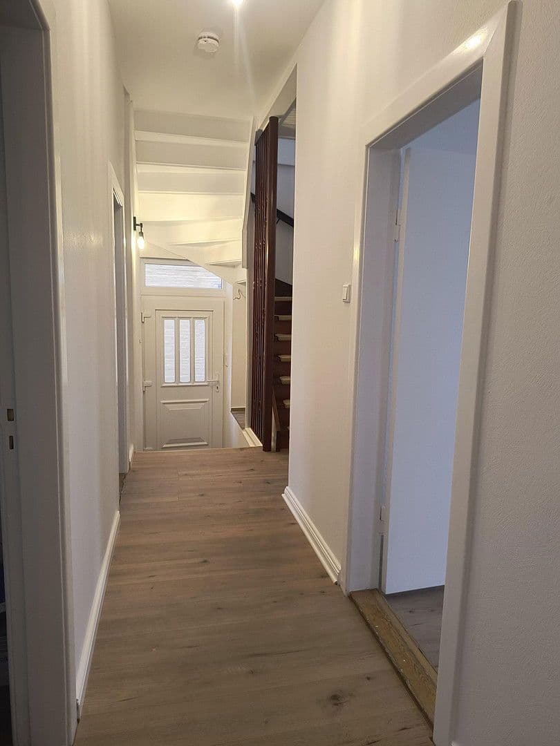 Pronájem bytu 4+1 110 m², Rathausmarkt 1a, Šlesvik, Šlesvicko-Holštýnsko Pronájem bytu 4+1 110 m², Rathausmarkt 1a, Šlesvik, Šlesvicko-Holštýnsko