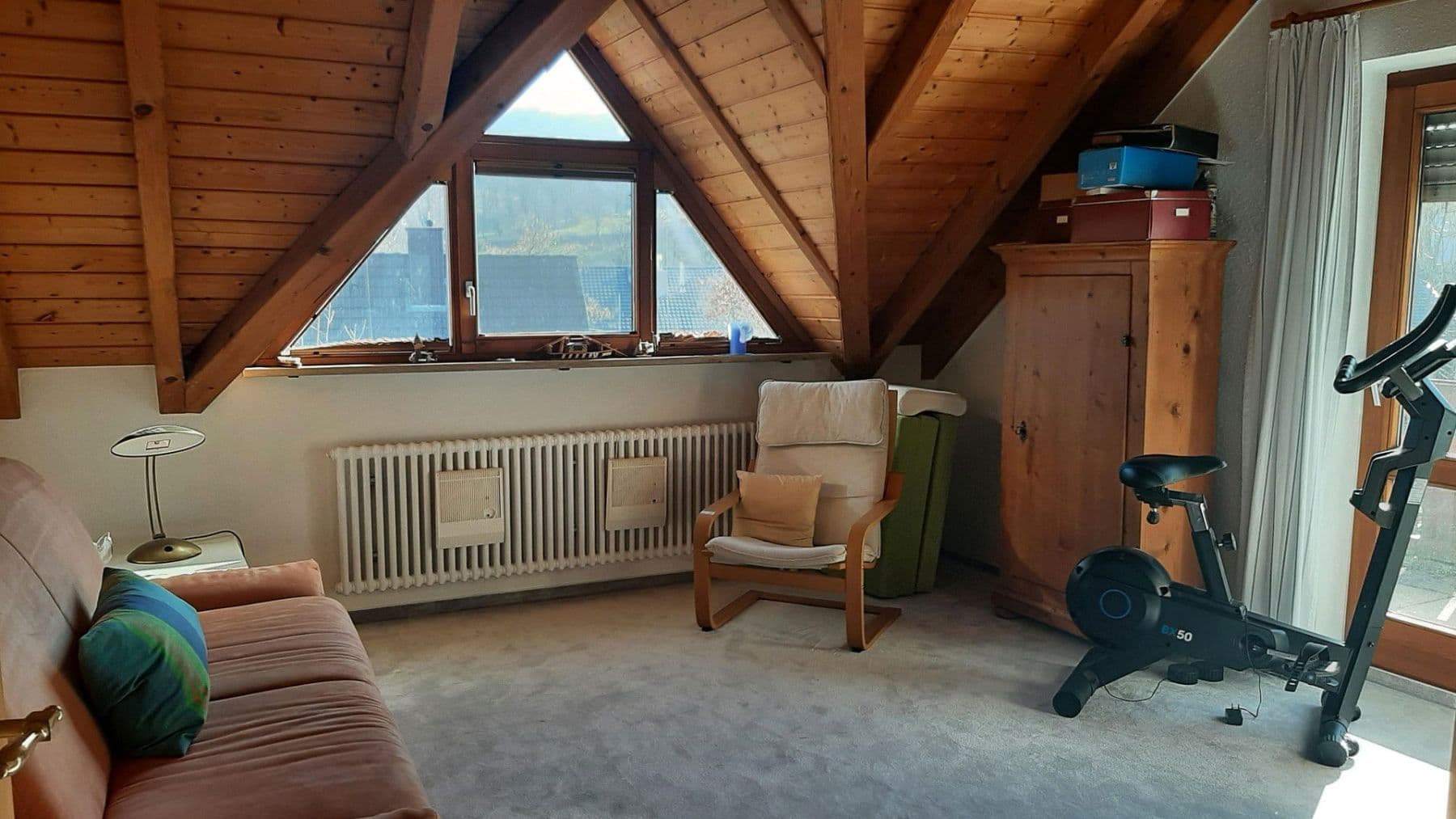 Prodej domu 229 m², pozemek 815 m², Weberstraße 28, Merzhausen, Bádensko-Württembersko Prodej domu 229 m², pozemek 815 m², Weberstraße 28, Merzhausen, Bádensko-Württembersko