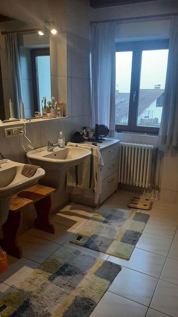 Prodej domu 229 m², pozemek 815 m², Weberstraße 28, Merzhausen, Bádensko-Württembersko Prodej domu 229 m², pozemek 815 m², Weberstraße 28, Merzhausen, Bádensko-Württembersko