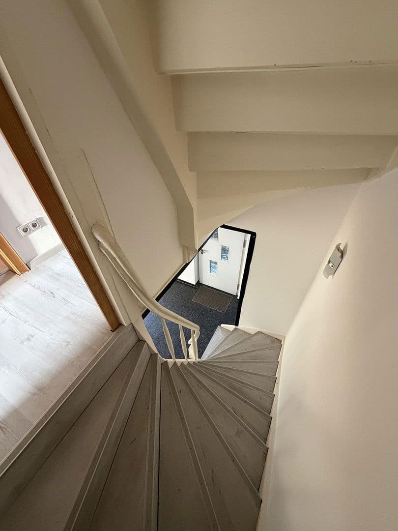 Prodej domu 260 m², pozemek 400 m², Bergstr. 19-21, Wülfrath, Severní Porýní-Vestfálsko Prodej domu 260 m², pozemek 400 m², Bergstr. 19-21, Wülfrath, Severní Porýní-Vestfálsko