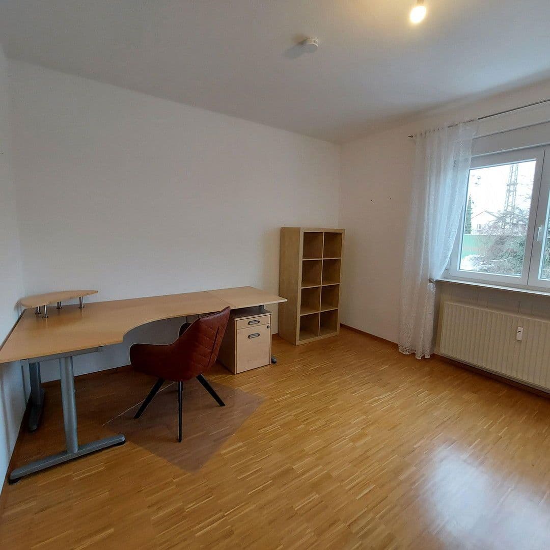 Pronájem bytu 3+1 88 m², Lampertheim, Hessen Pronájem bytu 3+1 88 m², Lampertheim, Hessen