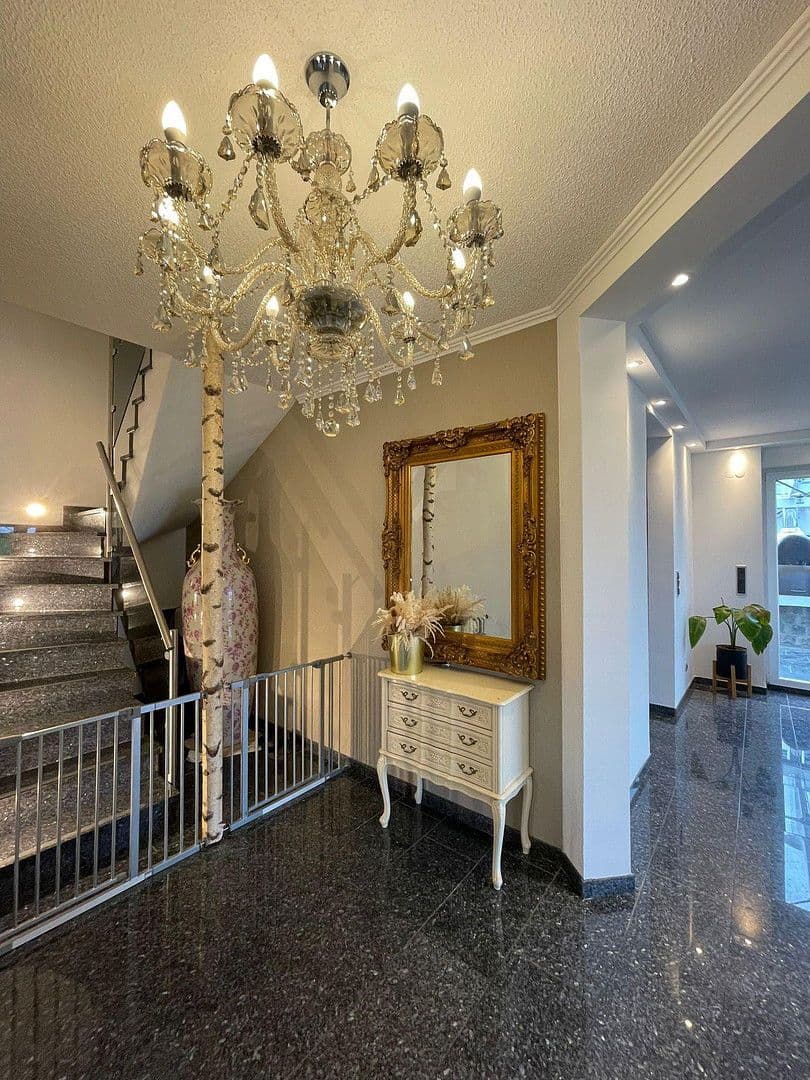 Prodej domu 220 m², pozemek 333 m², Vechelde, Dolní Sasko Prodej domu 220 m², pozemek 333 m², Vechelde, Dolní Sasko