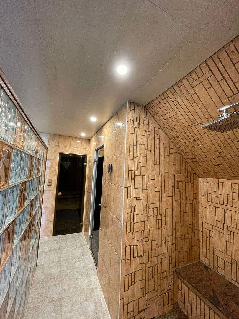 Prodej domu 220 m², pozemek 333 m², Vechelde, Dolní Sasko Prodej domu 220 m², pozemek 333 m², Vechelde, Dolní Sasko