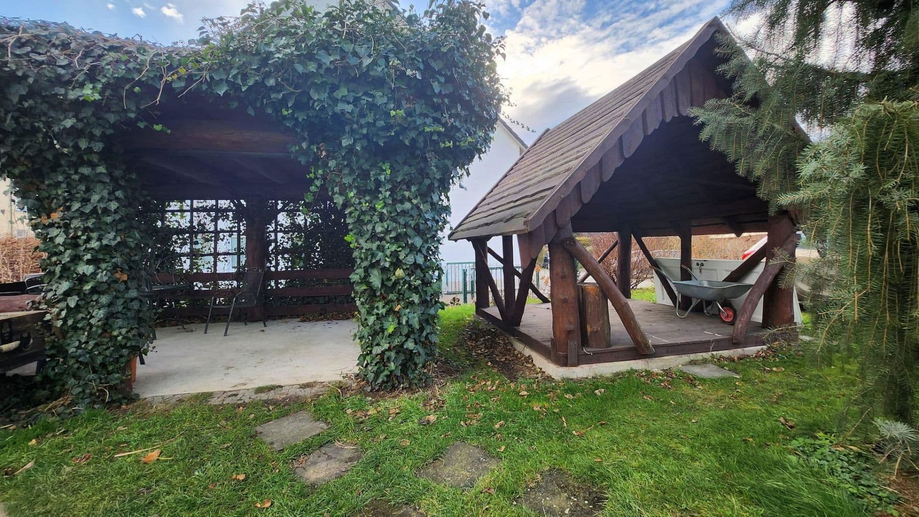 Pronájem bytu 2+1 50 m², Riedstraße 1, Chemnitz-Rabenstein, Sasko Pronájem bytu 2+1 50 m², Riedstraße 1, Chemnitz-Rabenstein, Sasko