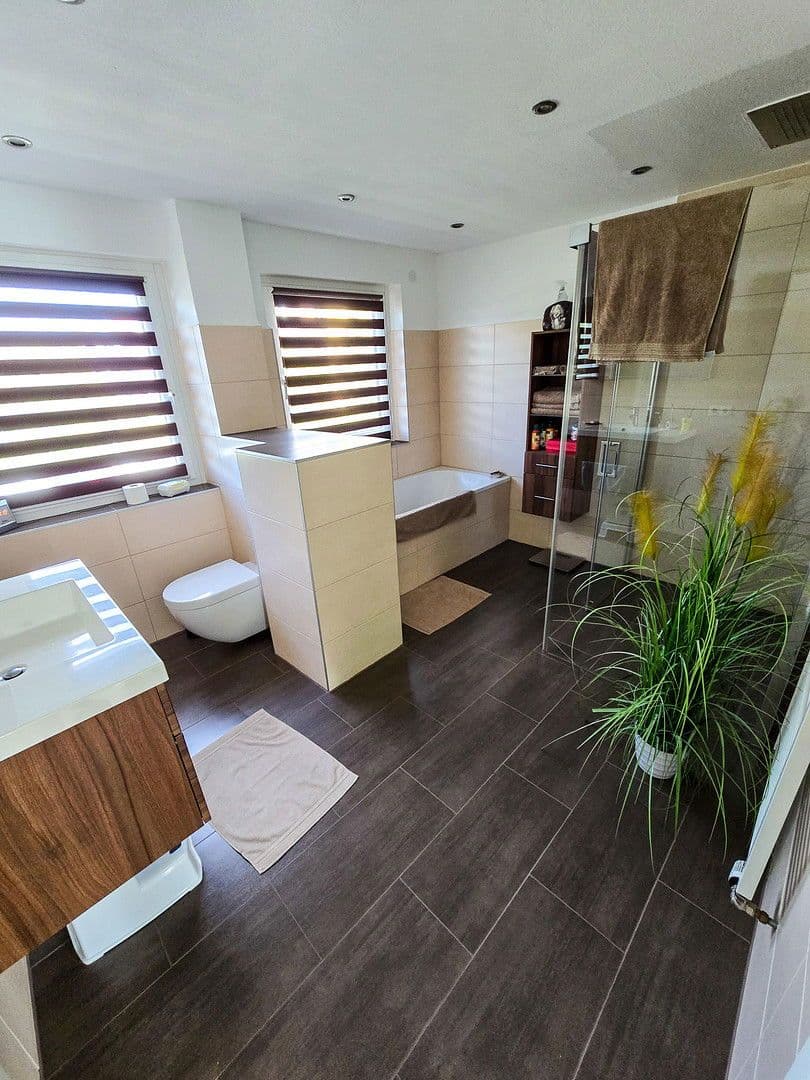 Prodej domu 94 m², pozemek 415 m², Salzgitter, Dolní Sasko Prodej domu 94 m², pozemek 415 m², Salzgitter, Dolní Sasko