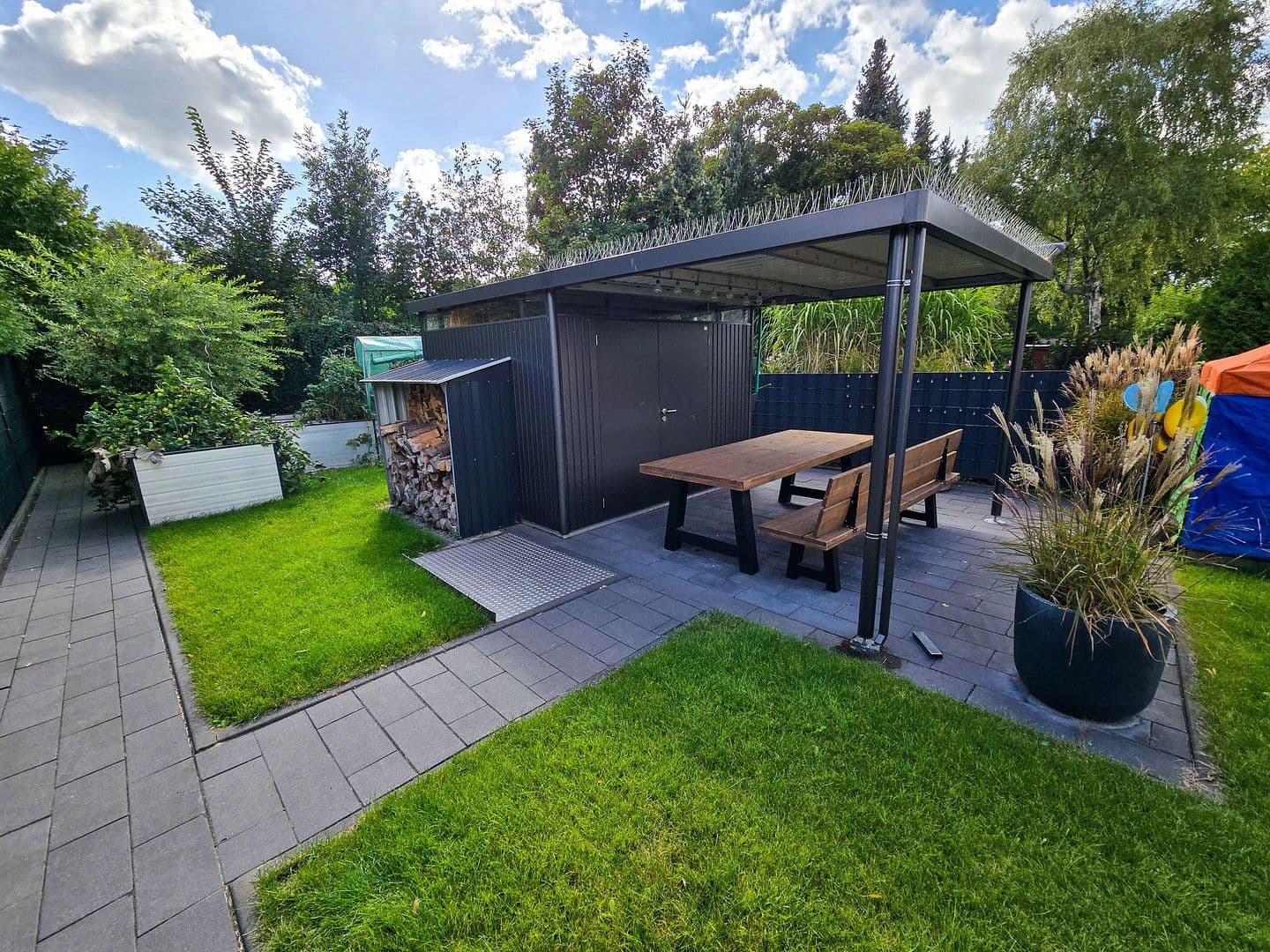 Prodej domu 94 m², pozemek 415 m², Salzgitter, Dolní Sasko Prodej domu 94 m², pozemek 415 m², Salzgitter, Dolní Sasko