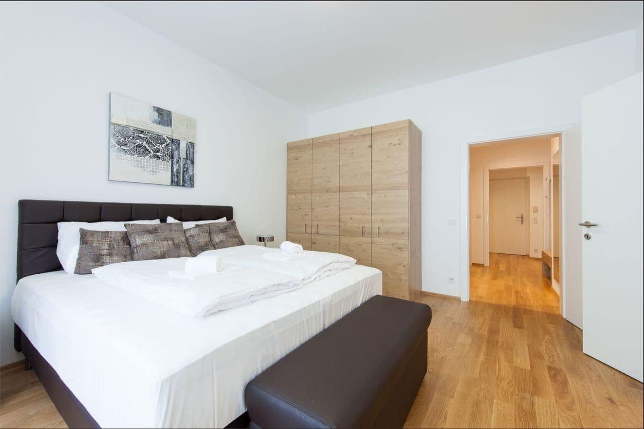 Pronájem bytu 2+1 70 m², Pflügerstraße, Berlin, Berlín Pronájem bytu 2+1 70 m², Pflügerstraße, Berlin, Berlín