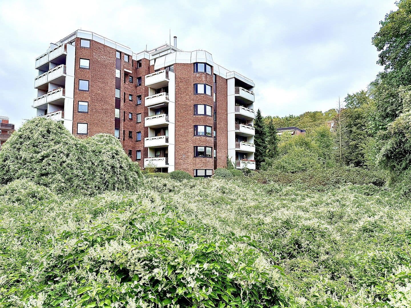 Prodej bytu 3+1 72 m², Josef-Neuberger-Str., Düsseldorf, Severní Porýní-Vestfálsko Prodej bytu 3+1 72 m², Josef-Neuberger-Str., Düsseldorf, Severní Porýní-Vestfálsko