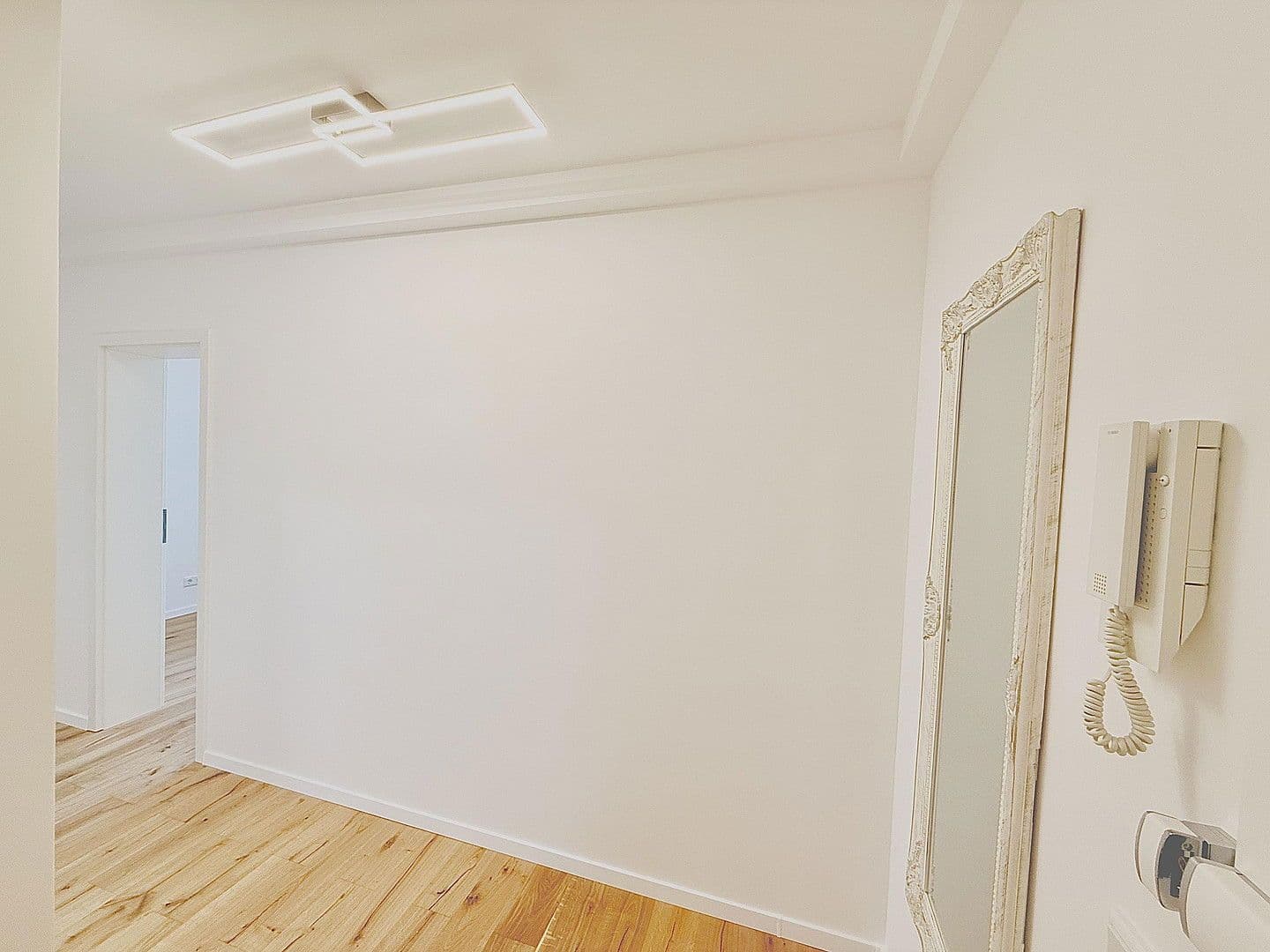 Prodej bytu 3+1 72 m², Josef-Neuberger-Str., Düsseldorf, Severní Porýní-Vestfálsko Prodej bytu 3+1 72 m², Josef-Neuberger-Str., Düsseldorf, Severní Porýní-Vestfálsko