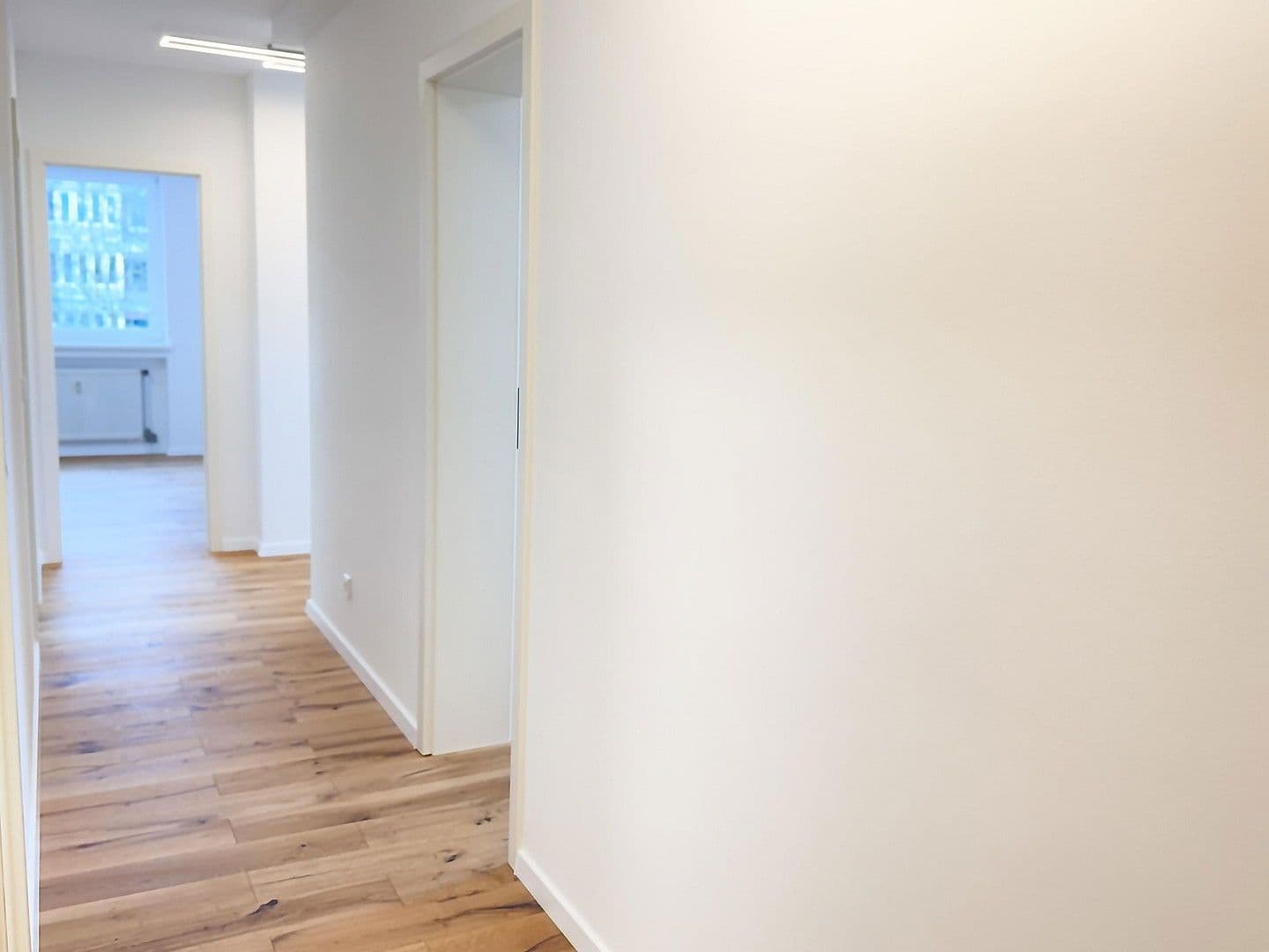 Prodej bytu 3+1 72 m², Josef-Neuberger-Str., Düsseldorf, Severní Porýní-Vestfálsko Prodej bytu 3+1 72 m², Josef-Neuberger-Str., Düsseldorf, Severní Porýní-Vestfálsko