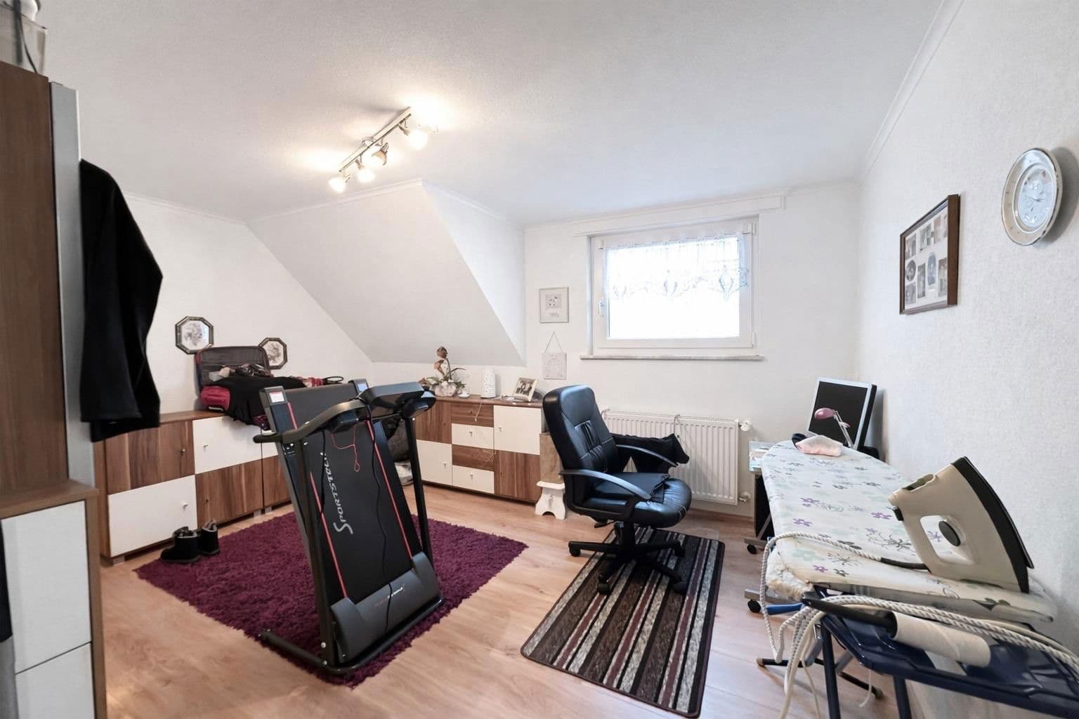 Pronájem bytu 3+1 87 m², Sohren, Porýní-Falc Pronájem bytu 3+1 87 m², Sohren, Porýní-Falc
