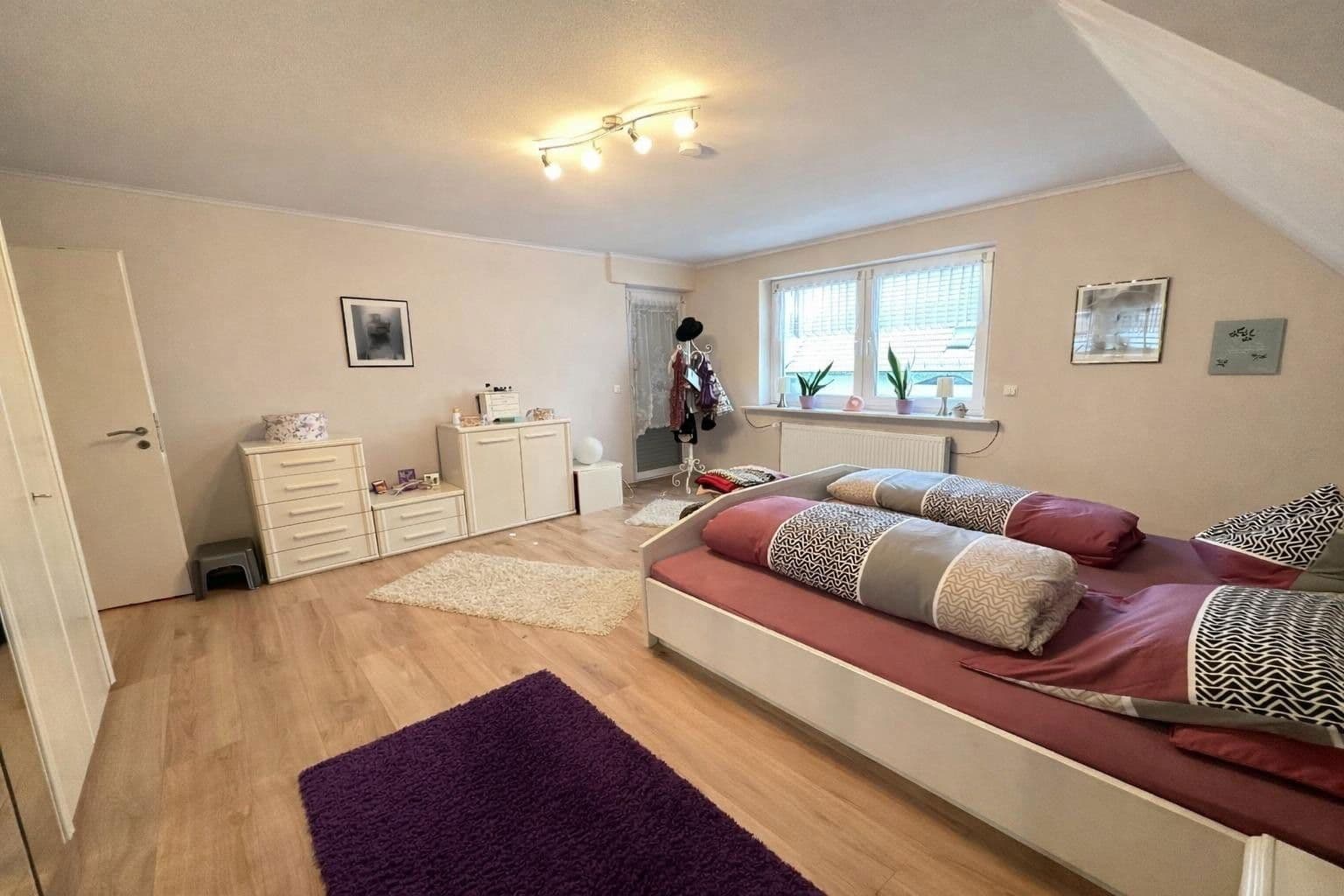 Pronájem bytu 3+1 87 m², Sohren, Porýní-Falc Pronájem bytu 3+1 87 m², Sohren, Porýní-Falc