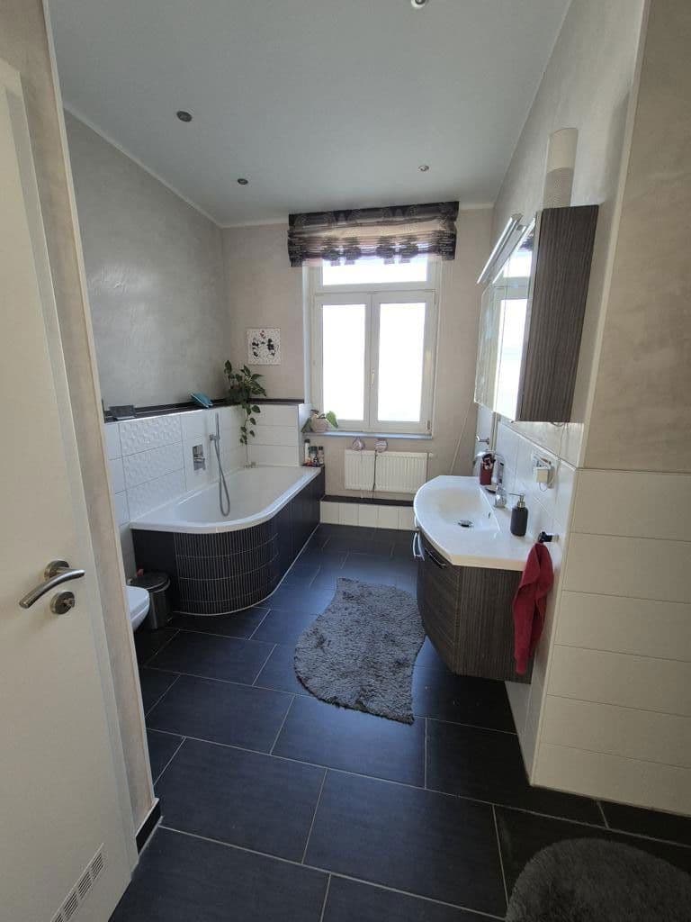 Pronájem bytu 6+1 118 m², Pestalozzistraße 31, Mannheim, Bádensko-Württembersko Pronájem bytu 6+1 118 m², Pestalozzistraße 31, Mannheim, Bádensko-Württembersko