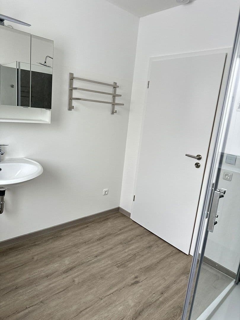 Pronájem bytu 4+1 93 m², A, Adendorf, Dolní Sasko Pronájem bytu 4+1 93 m², A, Adendorf, Dolní Sasko