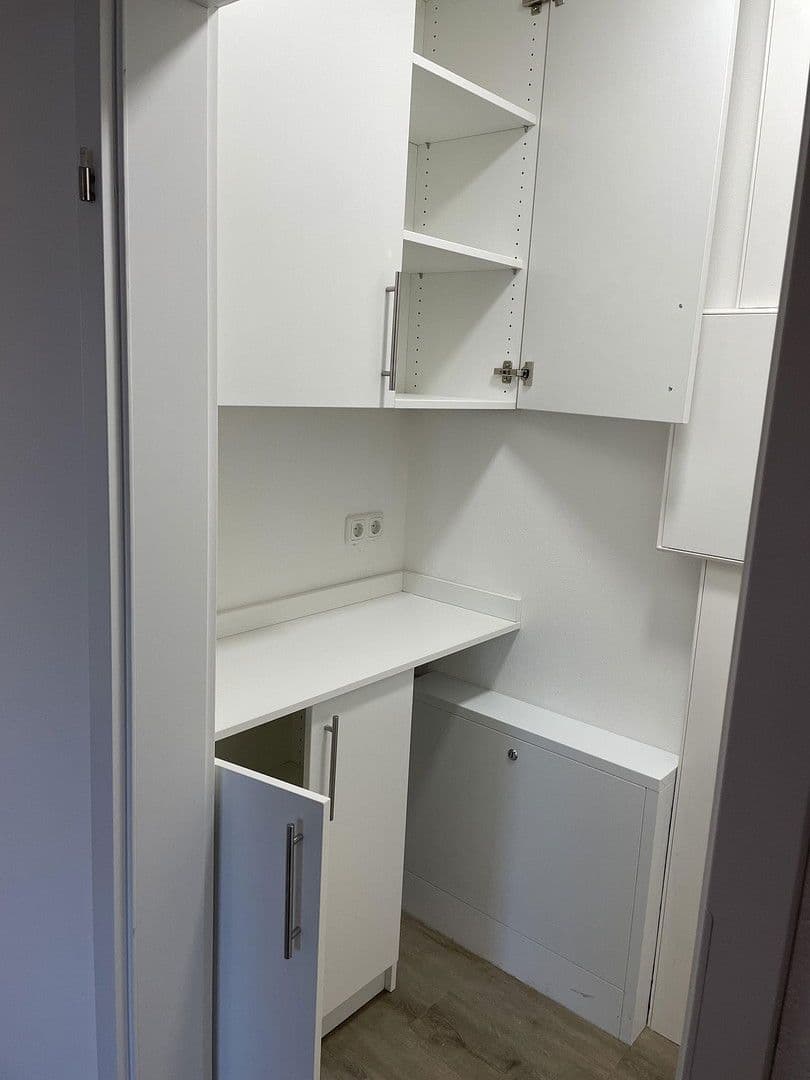 Pronájem bytu 4+1 93 m², A, Adendorf, Dolní Sasko Pronájem bytu 4+1 93 m², A, Adendorf, Dolní Sasko