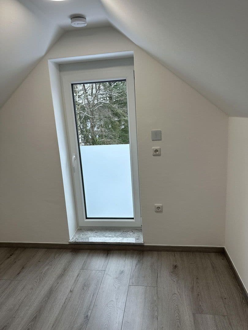 Pronájem bytu 4+1 93 m², A, Adendorf, Dolní Sasko Pronájem bytu 4+1 93 m², A, Adendorf, Dolní Sasko