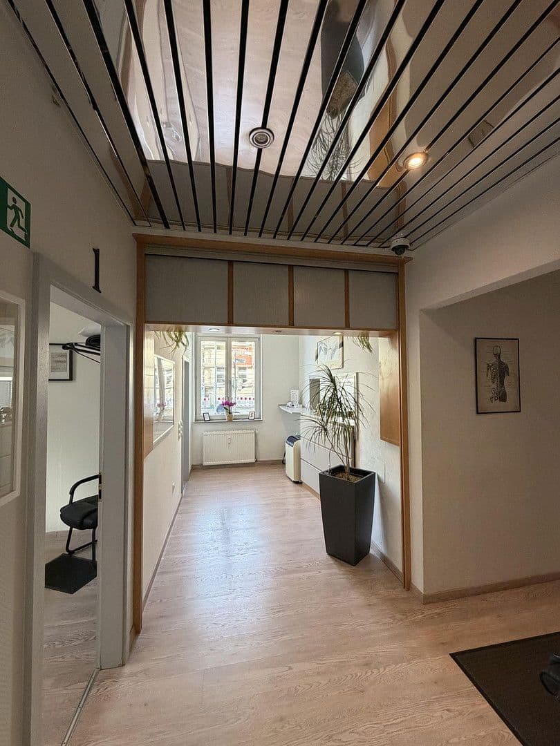 Pronájem kanceláře 185 m², Oldenburg, Dolní Sasko Pronájem kanceláře 185 m², Oldenburg, Dolní Sasko