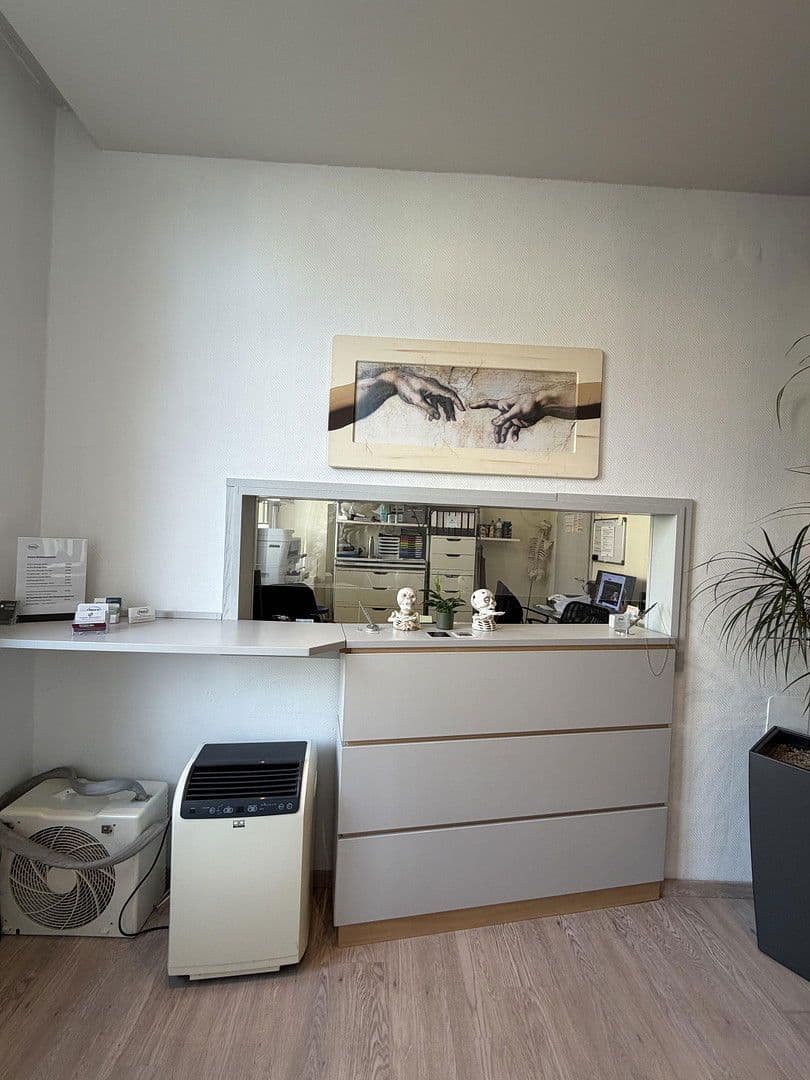 Pronájem kanceláře 185 m², Oldenburg, Dolní Sasko Pronájem kanceláře 185 m², Oldenburg, Dolní Sasko