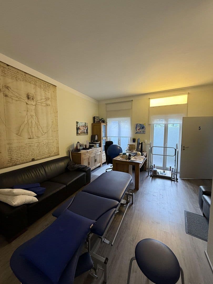 Pronájem kanceláře 185 m², Oldenburg, Dolní Sasko Pronájem kanceláře 185 m², Oldenburg, Dolní Sasko