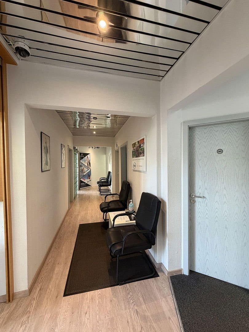 Pronájem kanceláře 185 m², Oldenburg, Dolní Sasko Pronájem kanceláře 185 m², Oldenburg, Dolní Sasko