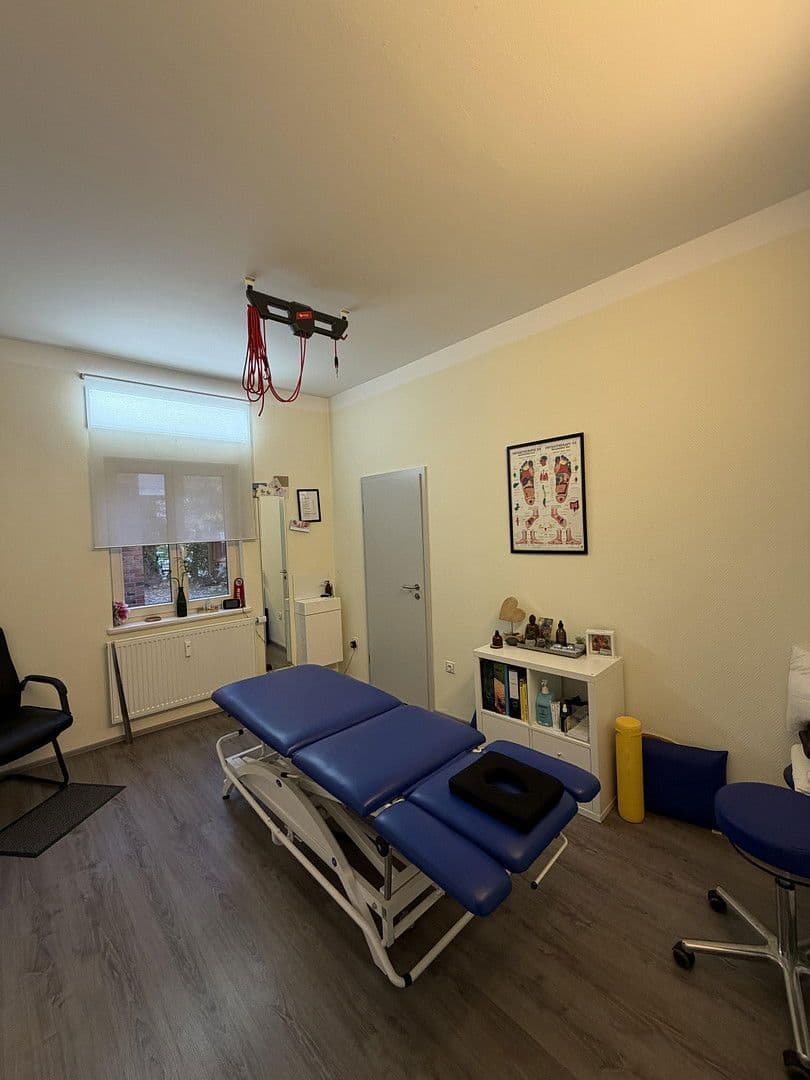 Pronájem kanceláře 185 m², Oldenburg, Dolní Sasko Pronájem kanceláře 185 m², Oldenburg, Dolní Sasko