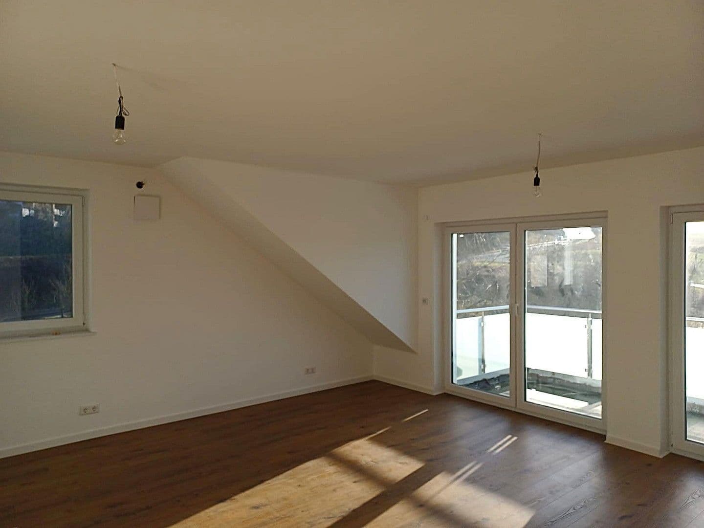 Pronájem bytu 4+1 92 m², Heilbronn, Bádensko-Württembersko Pronájem bytu 4+1 92 m², Heilbronn, Bádensko-Württembersko