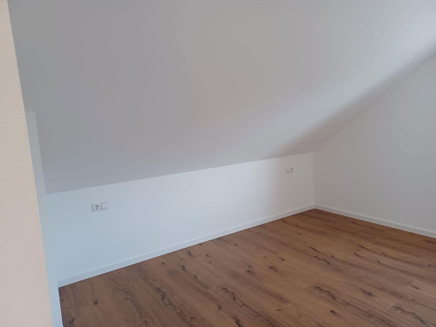 Pronájem bytu 4+1 92 m², Heilbronn, Bádensko-Württembersko Pronájem bytu 4+1 92 m², Heilbronn, Bádensko-Württembersko