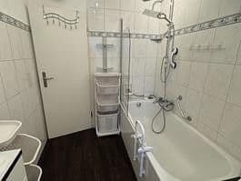 Pronájem bytu 3+1 90 m², FFM, Hessen Pronájem bytu 3+1 90 m², FFM, Hessen