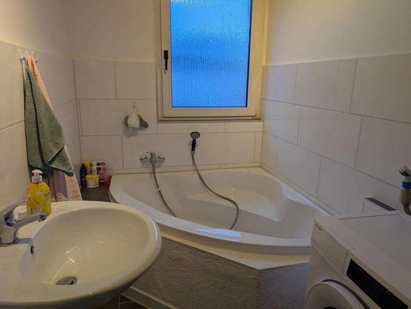 Pronájem bytu 1+1 31 m², Neumühler Str. 33, Duisburg, Severní Porýní-Vestfálsko Pronájem bytu 1+1 31 m², Neumühler Str. 33, Duisburg, Severní Porýní-Vestfálsko