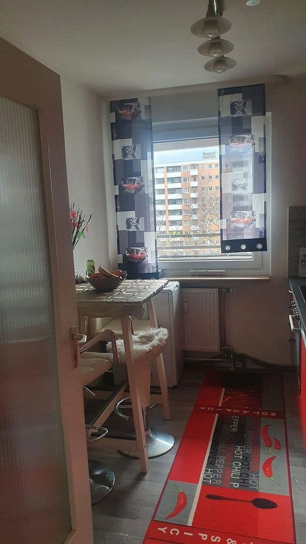 Pronájem bytu 2+1 58 m², Wettersteinstr. 51, Nürnberg-Langwasser, Bavorsko Pronájem bytu 2+1 58 m², Wettersteinstr. 51, Nürnberg-Langwasser, Bavorsko