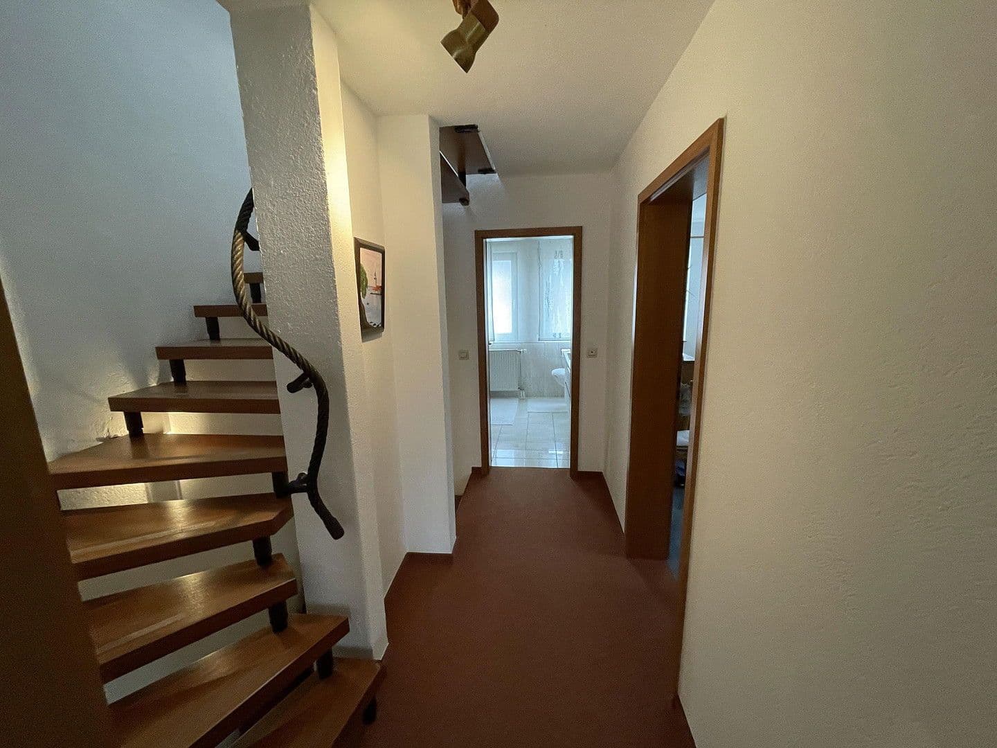 Prodej domu 153 m², pozemek 380 m², Karlsruhe, Bádensko-Württembersko Prodej domu 153 m², pozemek 380 m², Karlsruhe, Bádensko-Württembersko