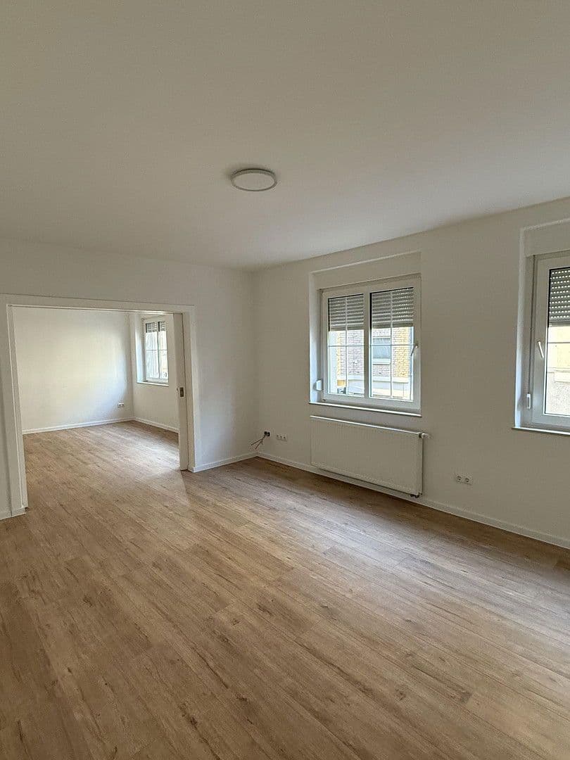 Pronájem bytu 3+kk 80 m², Hochstraße, 25, Euskirchen, Severní Porýní-Vestfálsko Pronájem bytu 3+kk 80 m², Hochstraße, 25, Euskirchen, Severní Porýní-Vestfálsko