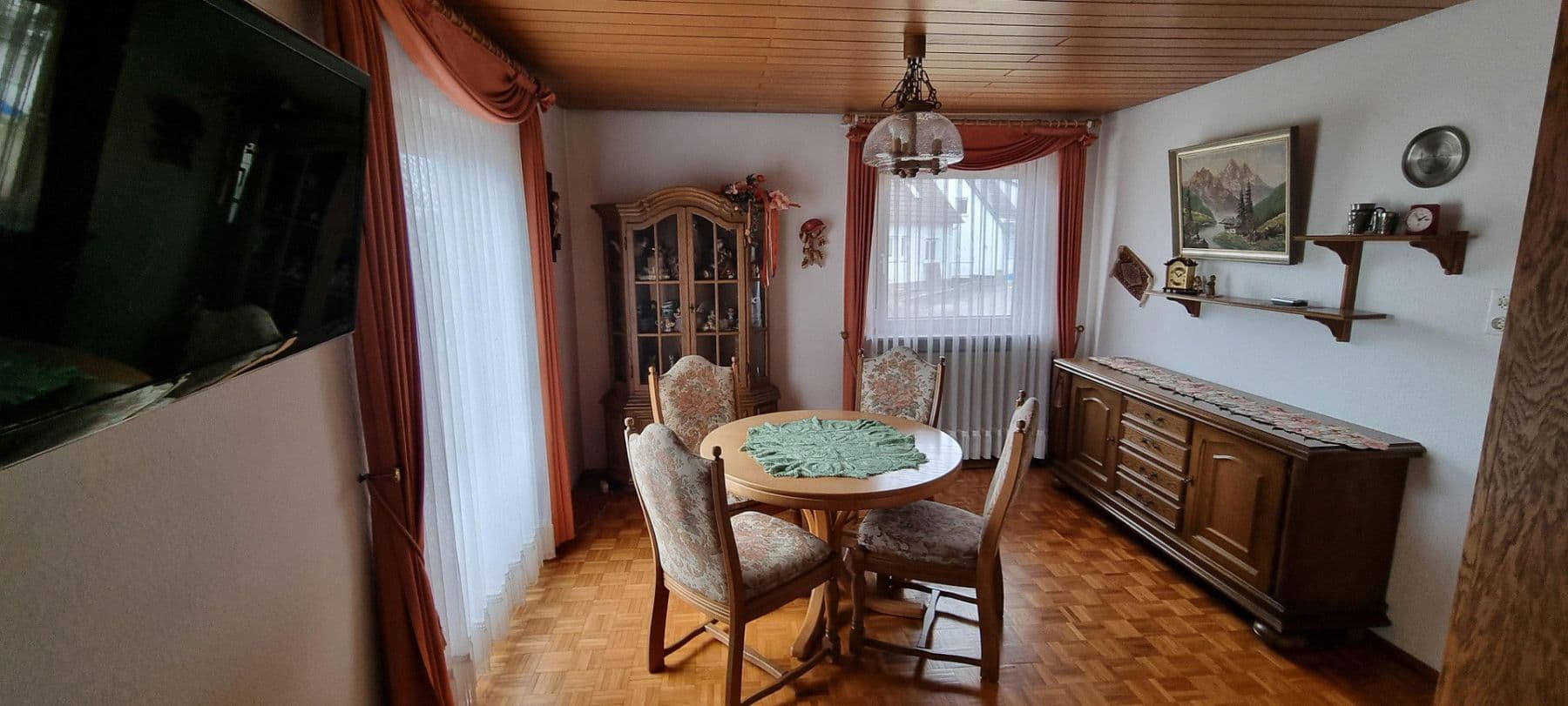 Prodej domu 131 m², pozemek 514 m², Sonnenhalde 7, Rottweil, Bádensko-Württembersko Prodej domu 131 m², pozemek 514 m², Sonnenhalde 7, Rottweil, Bádensko-Württembersko