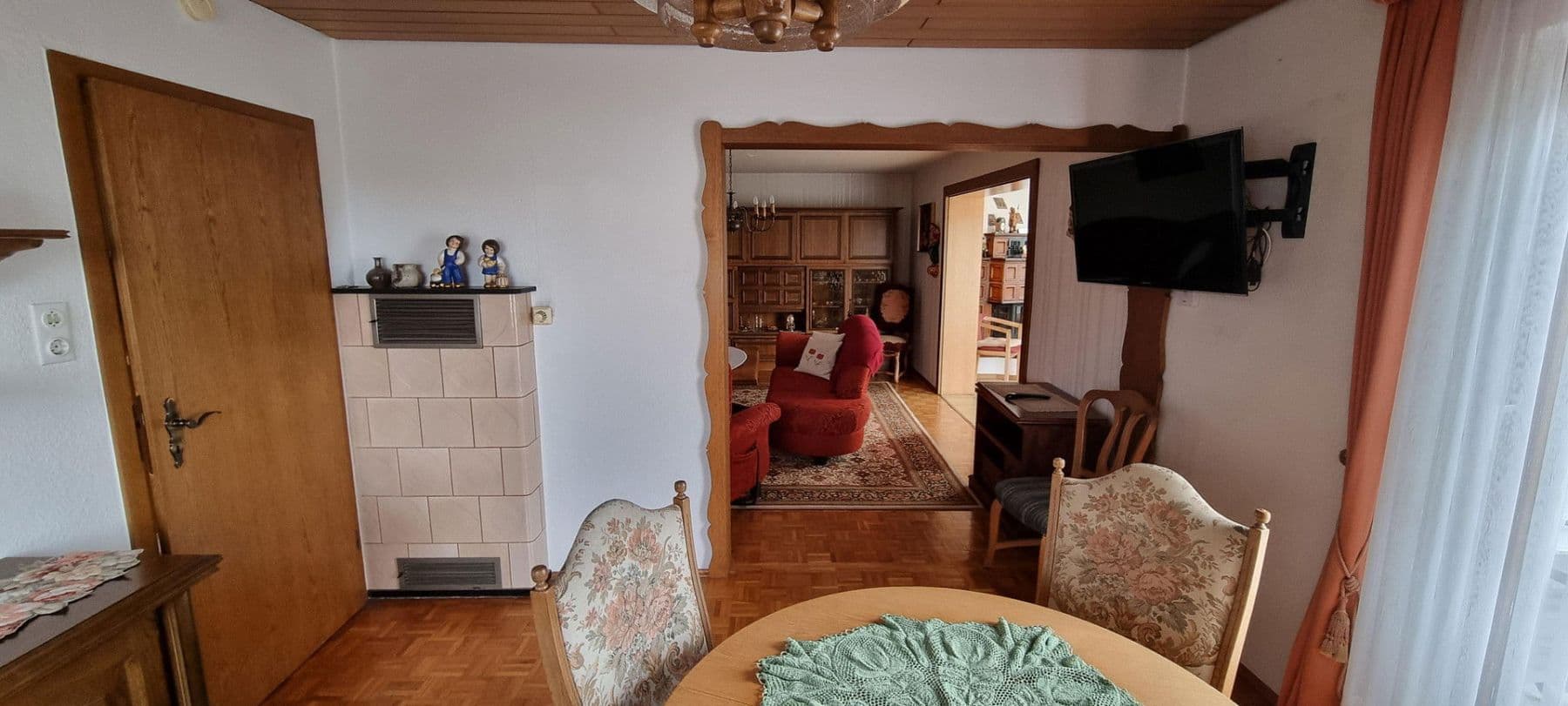 Prodej domu 131 m², pozemek 514 m², Sonnenhalde 7, Rottweil, Bádensko-Württembersko Prodej domu 131 m², pozemek 514 m², Sonnenhalde 7, Rottweil, Bádensko-Württembersko