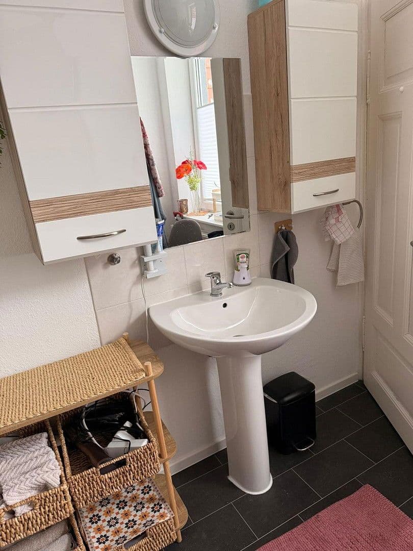 Prodej domu 150 m², pozemek 573 m², Köppenweg 9, Einbeck, Dolní Sasko Prodej domu 150 m², pozemek 573 m², Köppenweg 9, Einbeck, Dolní Sasko