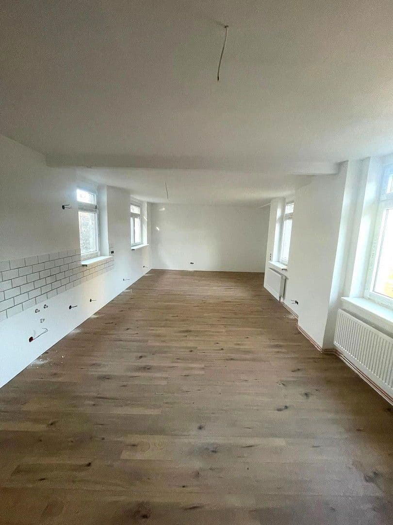 Pronájem bytu 1+1 60 m², Wielandstraße 6, Apolda, Durynsko Pronájem bytu 1+1 60 m², Wielandstraße 6, Apolda, Durynsko