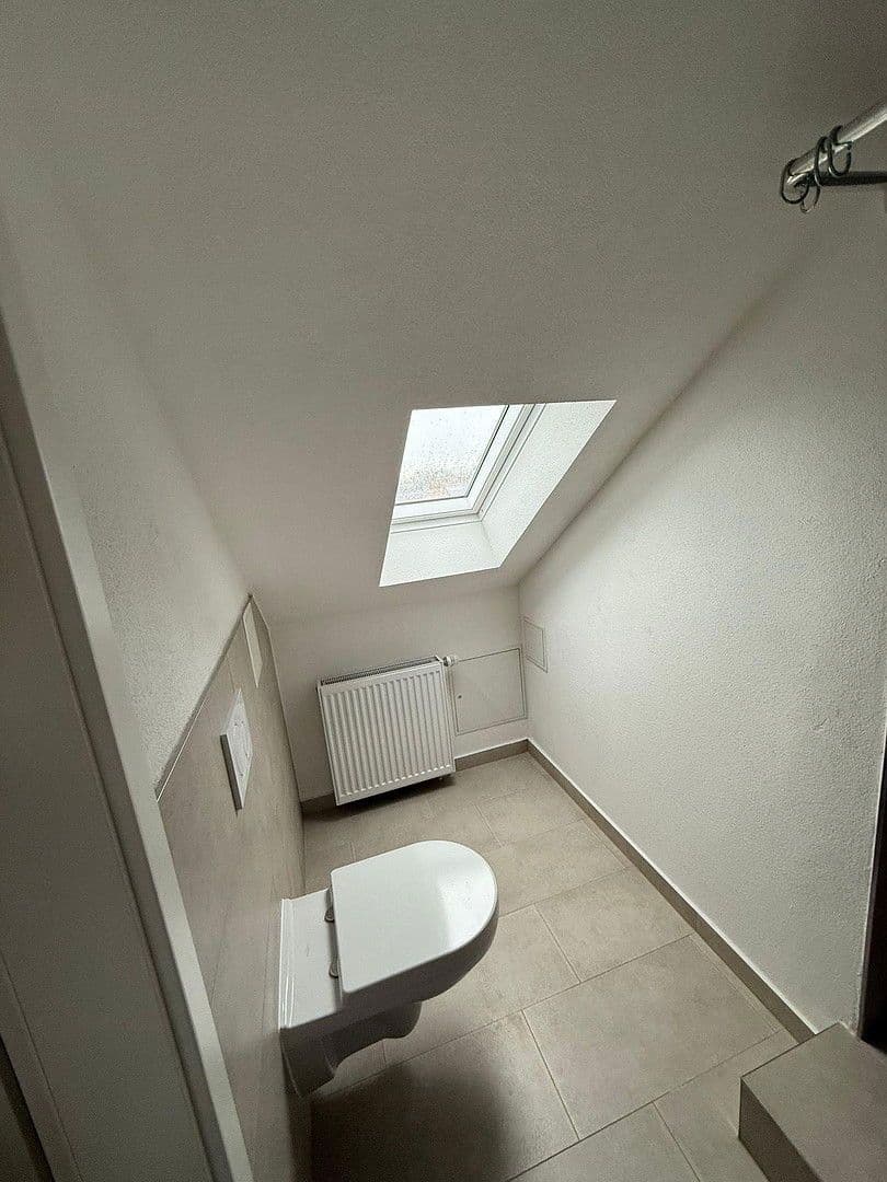 Pronájem bytu 2+1 46 m², Wiesenstraße 31, Oberndorf am Neckar, Bádensko-Württembersko Pronájem bytu 2+1 46 m², Wiesenstraße 31, Oberndorf am Neckar, Bádensko-Württembersko