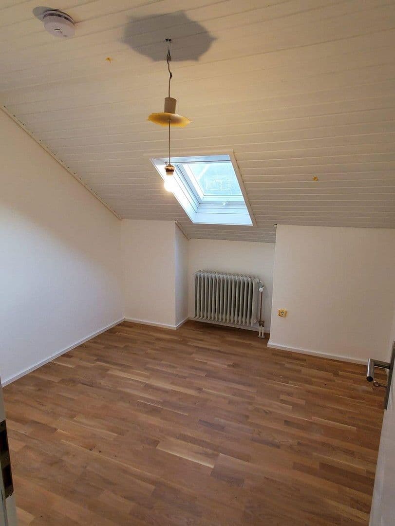 Pronájem domu 154 m², pozemek 414 m², Fürstenfeldbruck, Bavorsko Pronájem domu 154 m², pozemek 414 m², Fürstenfeldbruck, Bavorsko