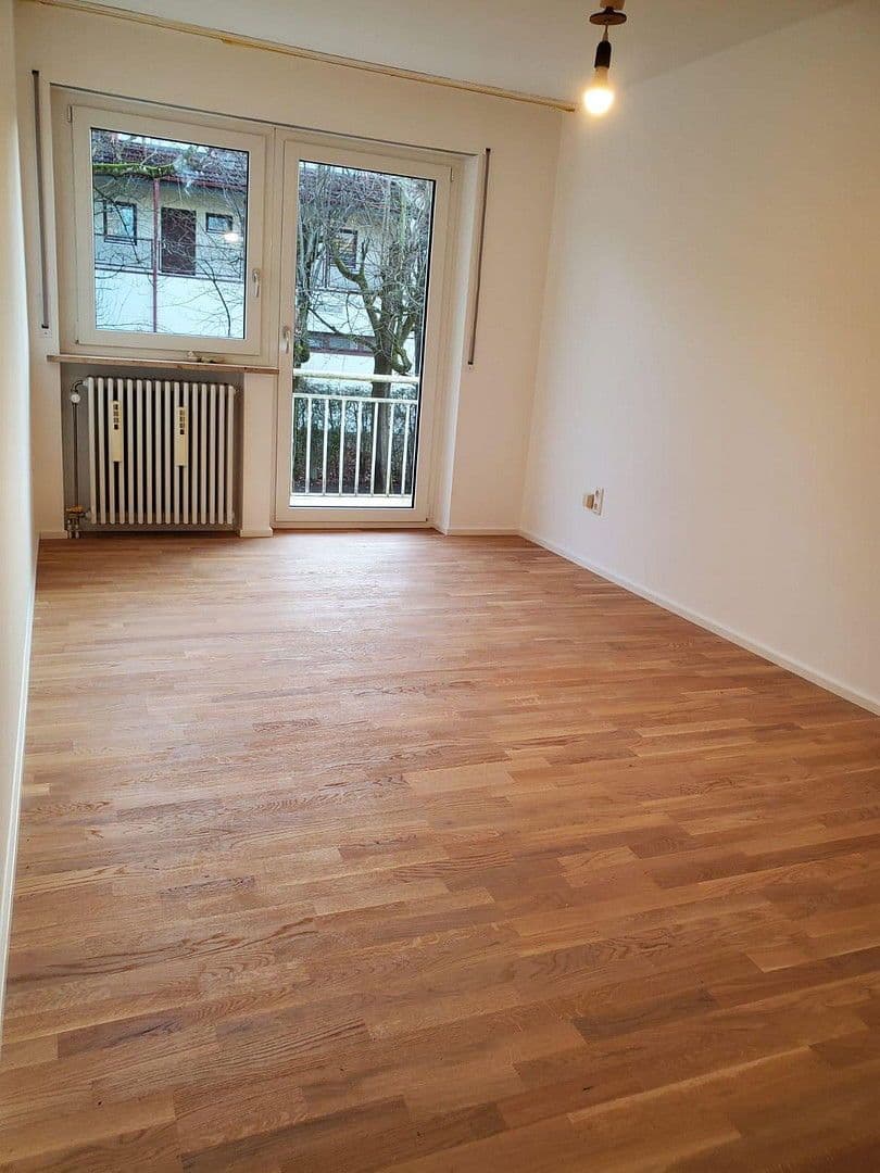Pronájem domu 154 m², pozemek 414 m², Fürstenfeldbruck, Bavorsko Pronájem domu 154 m², pozemek 414 m², Fürstenfeldbruck, Bavorsko