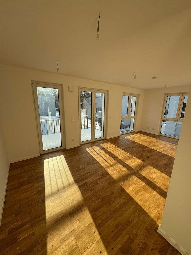 Pronájem bytu 3+1 83 m², Bahnhofstraße 108, Blankenfelde-Mahlow, Braniborsko Pronájem bytu 3+1 83 m², Bahnhofstraße 108, Blankenfelde-Mahlow, Braniborsko
