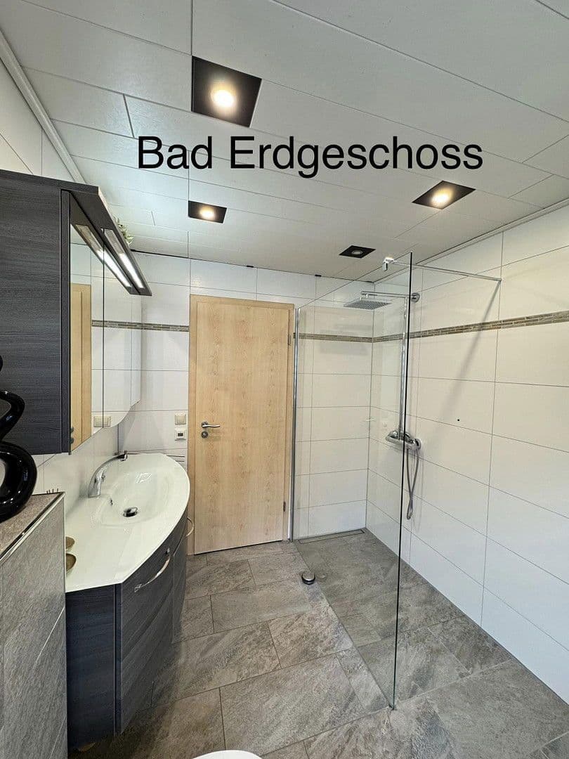 Prodej domu 165 m², pozemek 1.300 m², Forchtenberg, Bádensko-Württembersko Prodej domu 165 m², pozemek 1.300 m², Forchtenberg, Bádensko-Württembersko