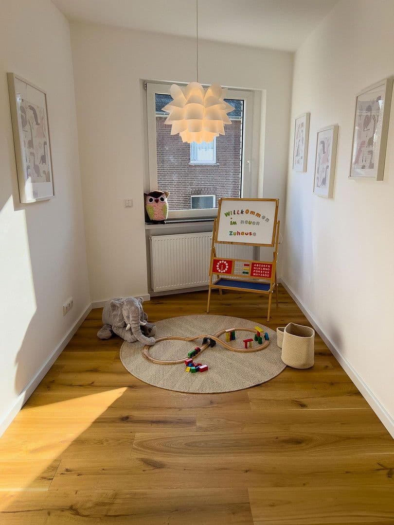 Prodej bytu 4+1 102 m², Brühl, Severní Porýní-Vestfálsko Prodej bytu 4+1 102 m², Brühl, Severní Porýní-Vestfálsko