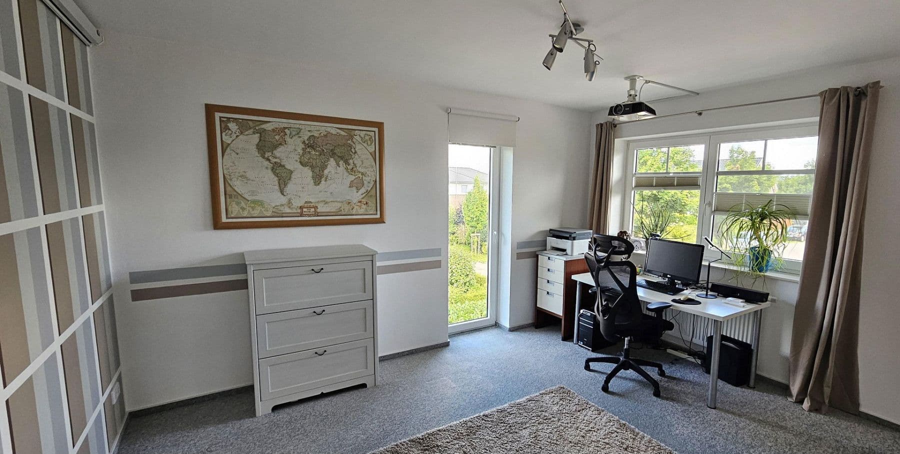 Prodej domu 167 m², pozemek 715 m², Nortorf, Šlesvicko-Holštýnsko Prodej domu 167 m², pozemek 715 m², Nortorf, Šlesvicko-Holštýnsko