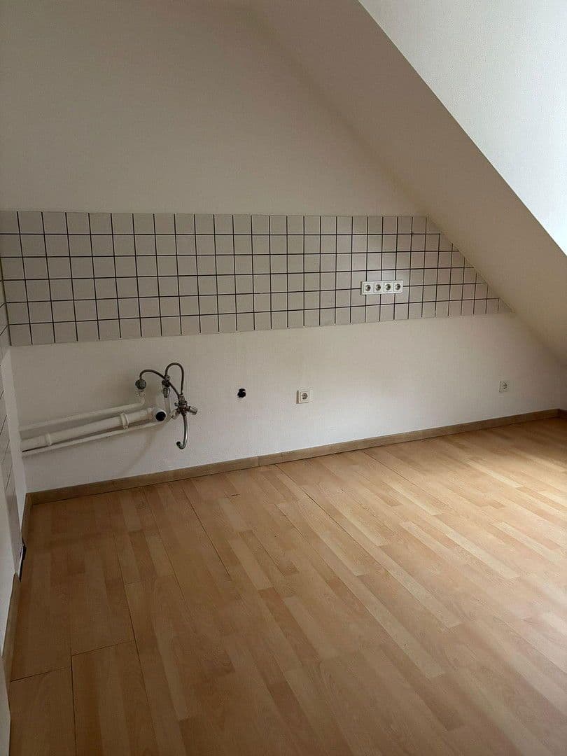 Prodej domu 201 m², pozemek 188 m², Paulusstr, Worms, Porýní-Falc Prodej domu 201 m², pozemek 188 m², Paulusstr, Worms, Porýní-Falc
