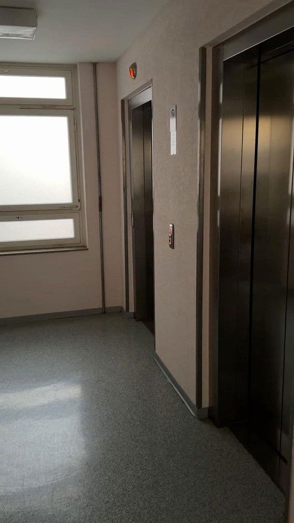 Prodej bytu 3+1 75 m², Hohenstaufenstrasse 100, Göppingen, Bádensko-Württembersko Prodej bytu 3+1 75 m², Hohenstaufenstrasse 100, Göppingen, Bádensko-Württembersko