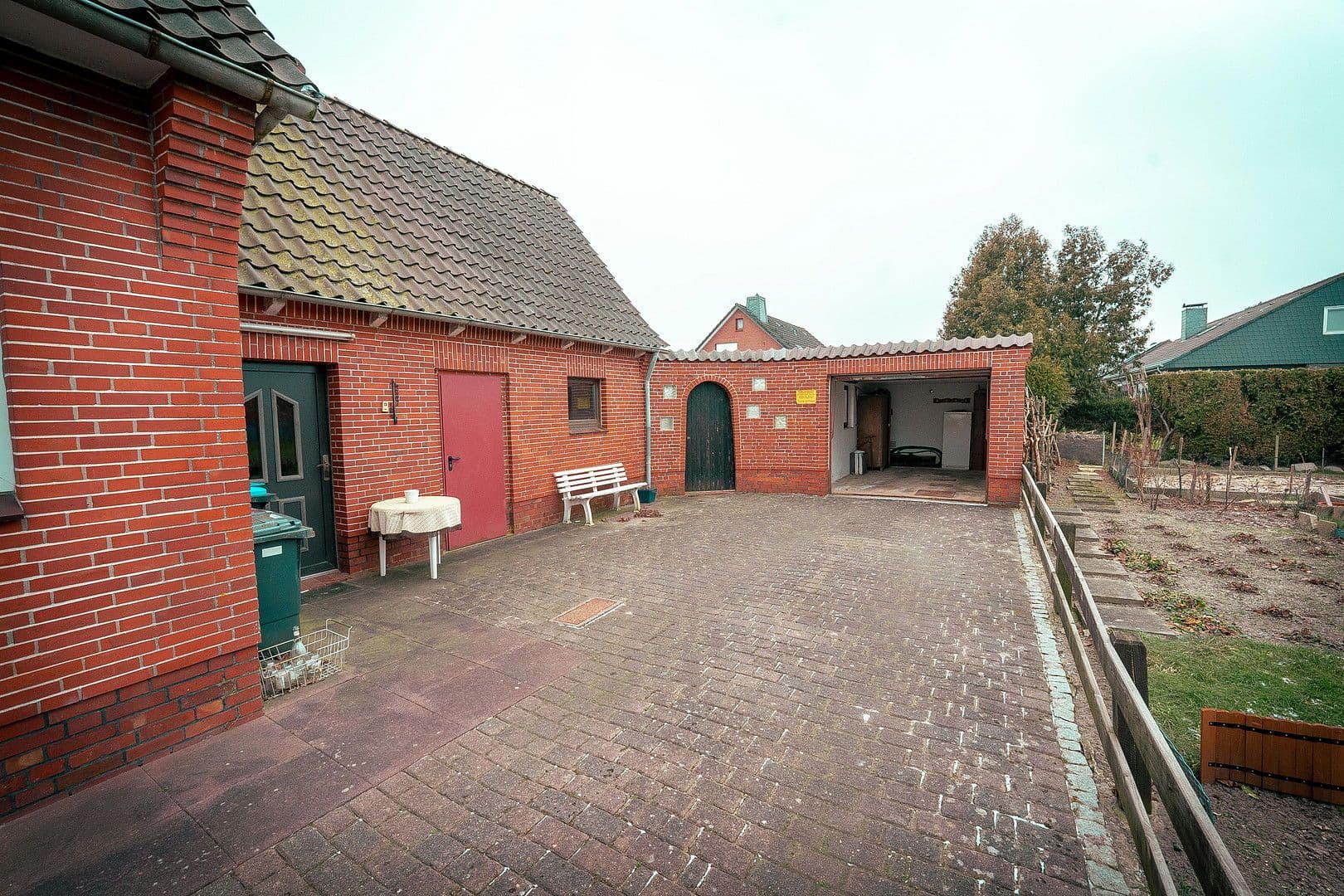 Prodej domu 108 m², pozemek 981 m², Oederquart, Dolní Sasko Prodej domu 108 m², pozemek 981 m², Oederquart, Dolní Sasko