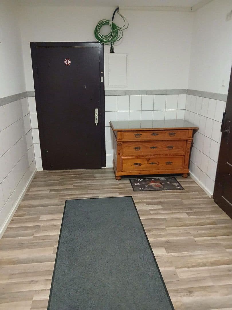 Pronájem bytu 5+1 135 m², Forchheimer Str. 7, Baiersdorf, Bavorsko Pronájem bytu 5+1 135 m², Forchheimer Str. 7, Baiersdorf, Bavorsko